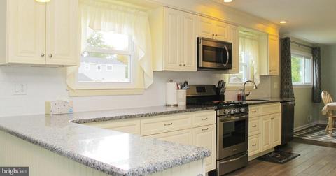18 Navy Dr, Delran, NJ 08075 photo 12