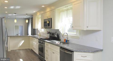 18 Navy Dr, Delran, NJ 08075 photo 8