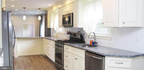 18 Navy Dr, Delran, NJ 08075 photo 11