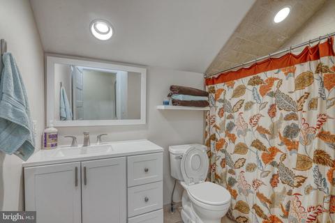 419 E Main St, Maple Shade, NJ 08052 photo 43