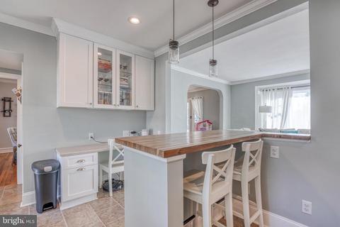 419 E Main St, Maple Shade, NJ 08052 photo 10
