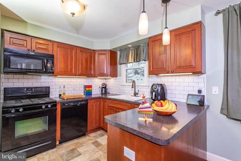 508 8th St, Riverside, NJ 08075 photo 9