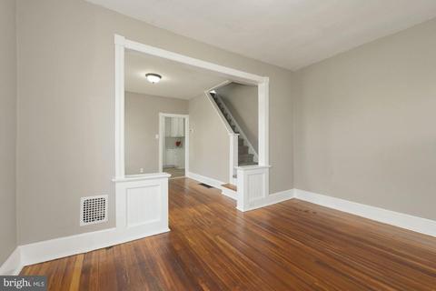 406 E Washington St, Riverside, NJ 08075 photo 6