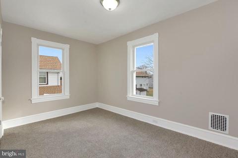 406 E Washington St, Riverside, NJ 08075 photo 21
