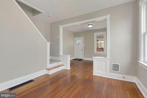 406 E Washington St, Riverside, NJ 08075 photo 10