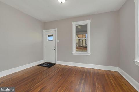 406 E Washington St, Riverside, NJ 08075 photo 7