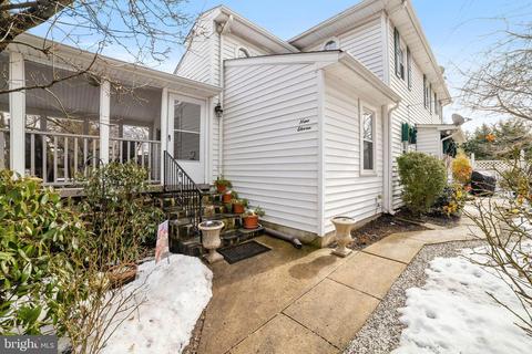 911 3rd St, Delanco, NJ 08075 photo 4