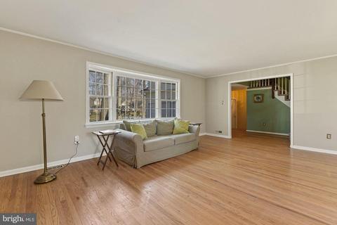734 Cornwallis Dr, Mount Laurel, NJ 08054 photo 4