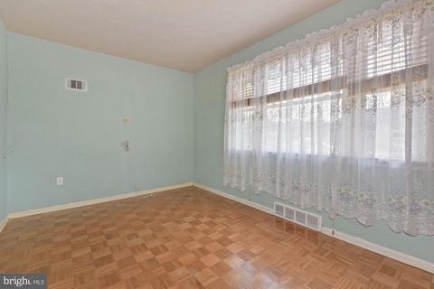 331 Bem St, Riverside, NJ 08075 photo 7