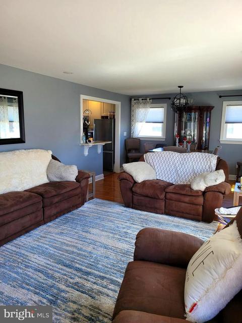 513 Monroe St, Riverside, NJ 08075 photo 5