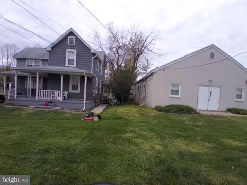 125 E Main St, Wrightstown, NJ 08562 photo 2