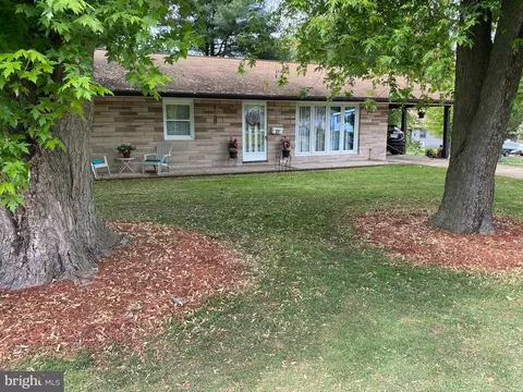 37 High St, Maple Shade, NJ 08052 photo 2