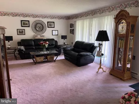 37 High St, Maple Shade, NJ 08052 photo 6