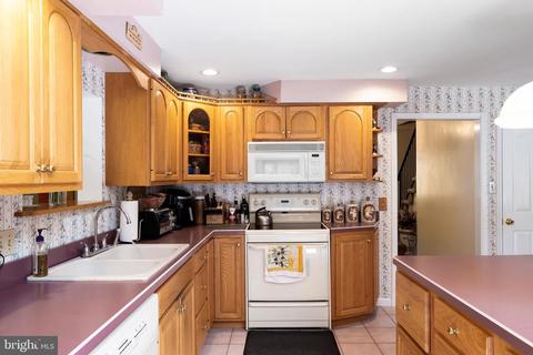 163 Fox Chase Dr, Delran, NJ 08075 photo 10