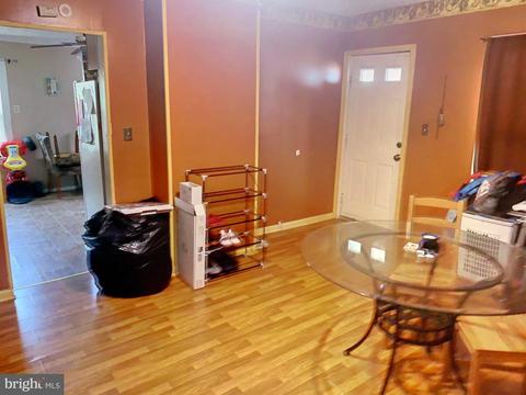 426 E Pine St, Millville, NJ 08332 photo 2