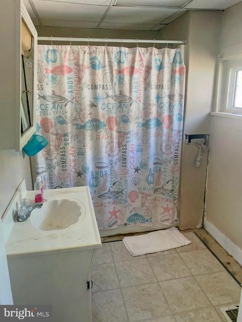 426 E Pine St, Millville, NJ 08332 photo 13