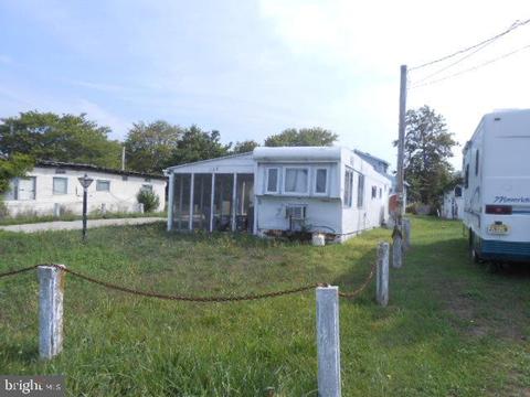 205 New Jersey Ave, Fortescue, NJ 08321
