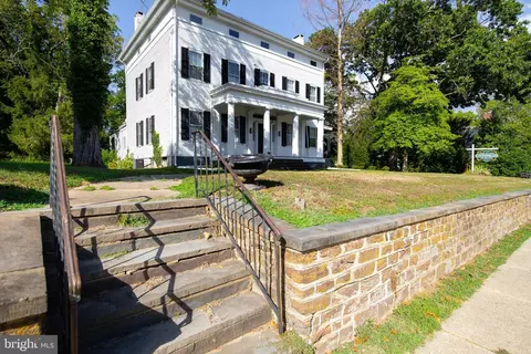 65 W Commerce St, Bridgeton, NJ 08302