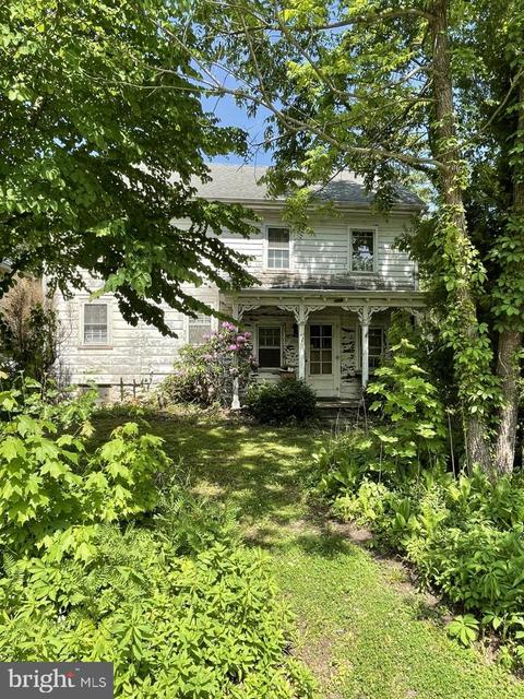 1018 Ye Greate St, Greenwich, NJ 08323