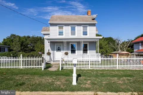 375 Main St, Cedarville, NJ 08311