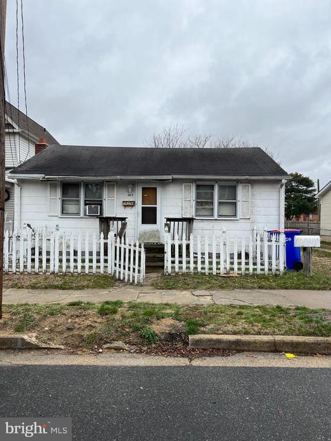 107 Cedar St, Millville, NJ 08332