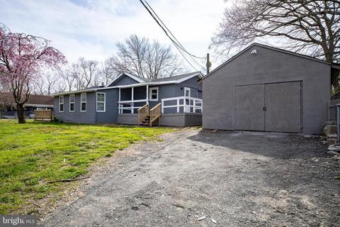 7105 Samuel Dr, Millville, NJ 08332
