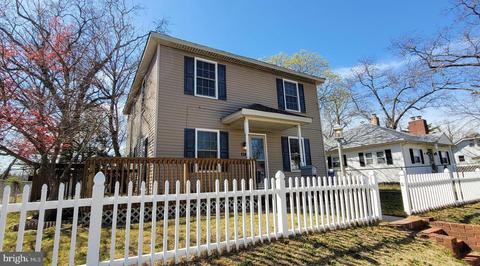 124 S 10th St, Millville, NJ 08332