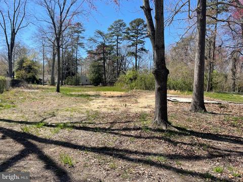 524 Fern Rd, Millville, NJ 08332