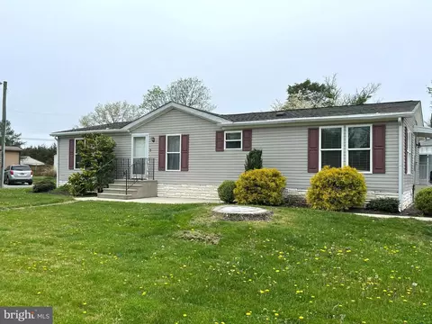 768 E Garden Rd # 2, Vineland, NJ 08360
