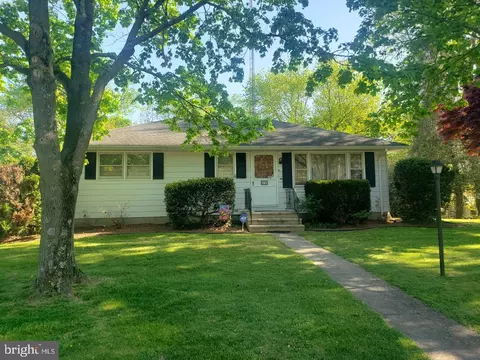 69 Dawson Dr, Bridgeton, NJ 08302
