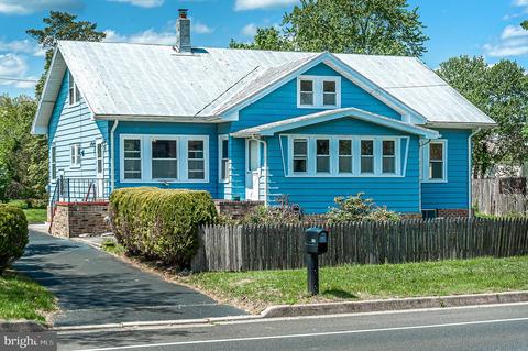 582 N East Ave, Vineland, NJ 08360