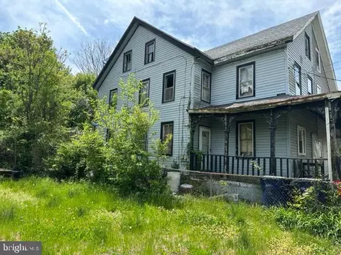 40 Henry St, Bridgeton, NJ 08302