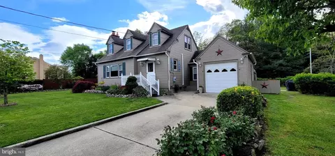 1252 Oak Ln, Vineland, NJ 08360