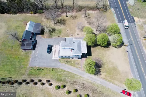 1739 W Garden Rd, Vineland, NJ 08360