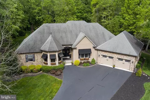 1572 Bear Branch Ct, Vineland, NJ 08361