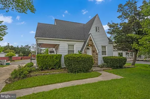 462 S Delsea Dr, Vineland, NJ 08360