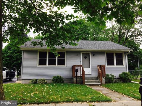 534 N 2nd St, Vineland, NJ 08360