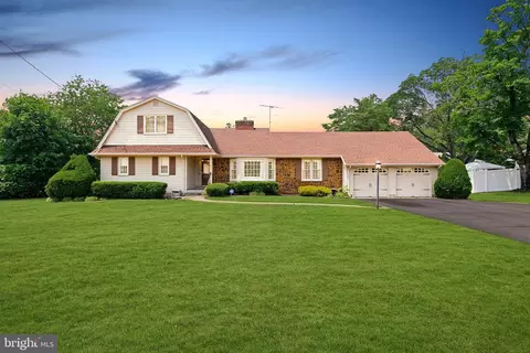 270 Highland Ave, Vineland, NJ 08361