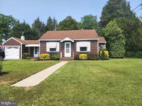 789 West Ave, Vineland, NJ 08360