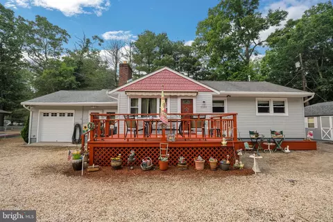 2201 Lakeshore Dr, Millville, NJ 08332