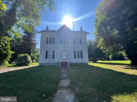 1548 Route 77, Elmer, NJ 08318