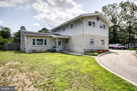 1167 Rae Dr, Vineland, NJ 08360