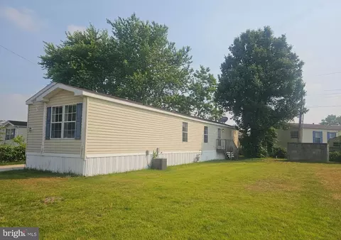 13 Lincoln Ct, Millville, NJ 08332
