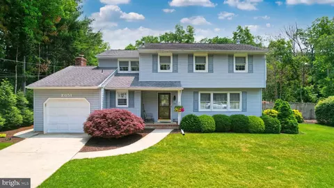 2851 Crane St, Vineland, NJ 08361