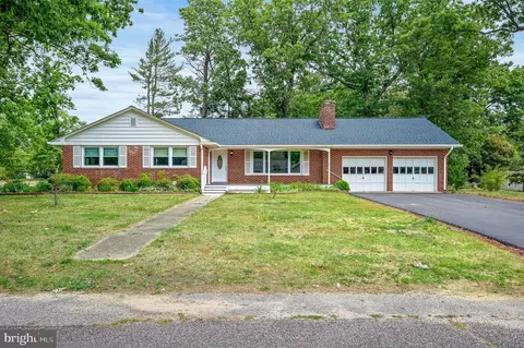 402 W Harrison Ave, Millville, NJ 08332