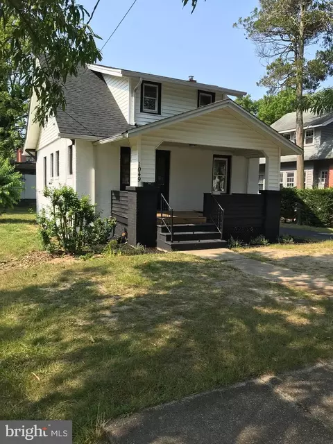 1049 New Pear St, Vineland, NJ 08360