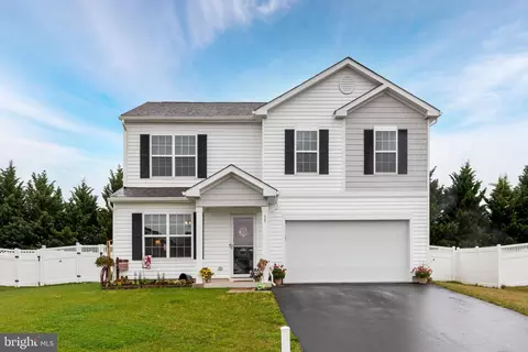 11 Eisenhower Dr, Bridgeton, NJ 08302