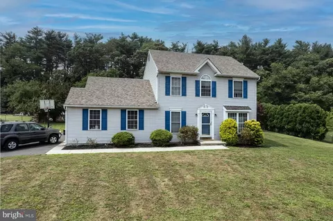 65 Orchard Crest Dr, Bridgeton, NJ 08302