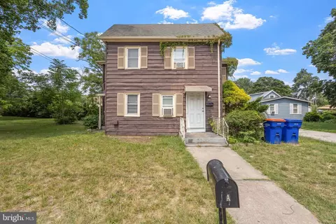16 Chestnut St, Millville, NJ 08332