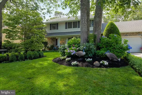 1226 Starling Dr, Millville, NJ 08332